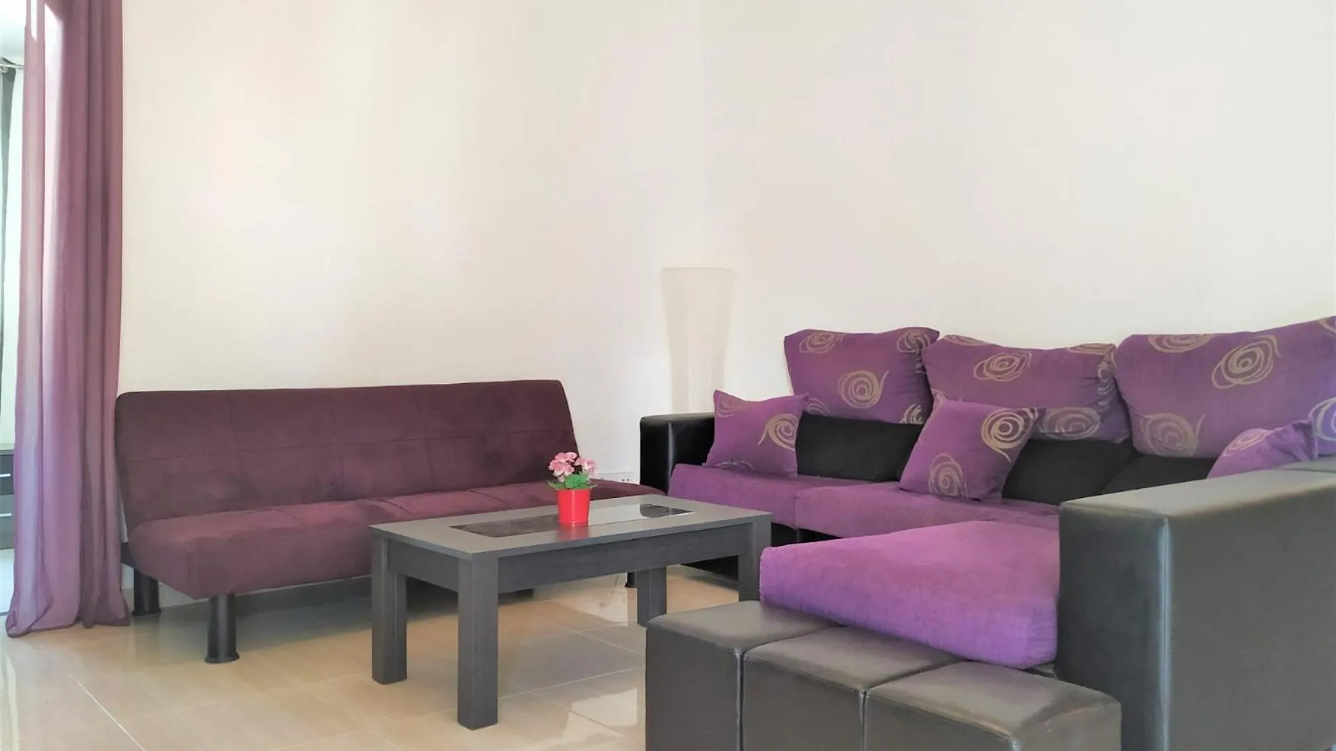 22 Marques Villa Mont-roig del Camp 0*,  Spain